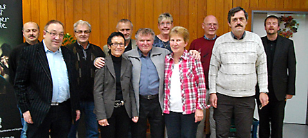 Mitgliederversammlung 2011 [Bild: Neu gewählter Vorstand ++ zum Vergrößern aufs Foto klicken ++]
